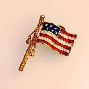 Vintage Independence Day Flag Brooch